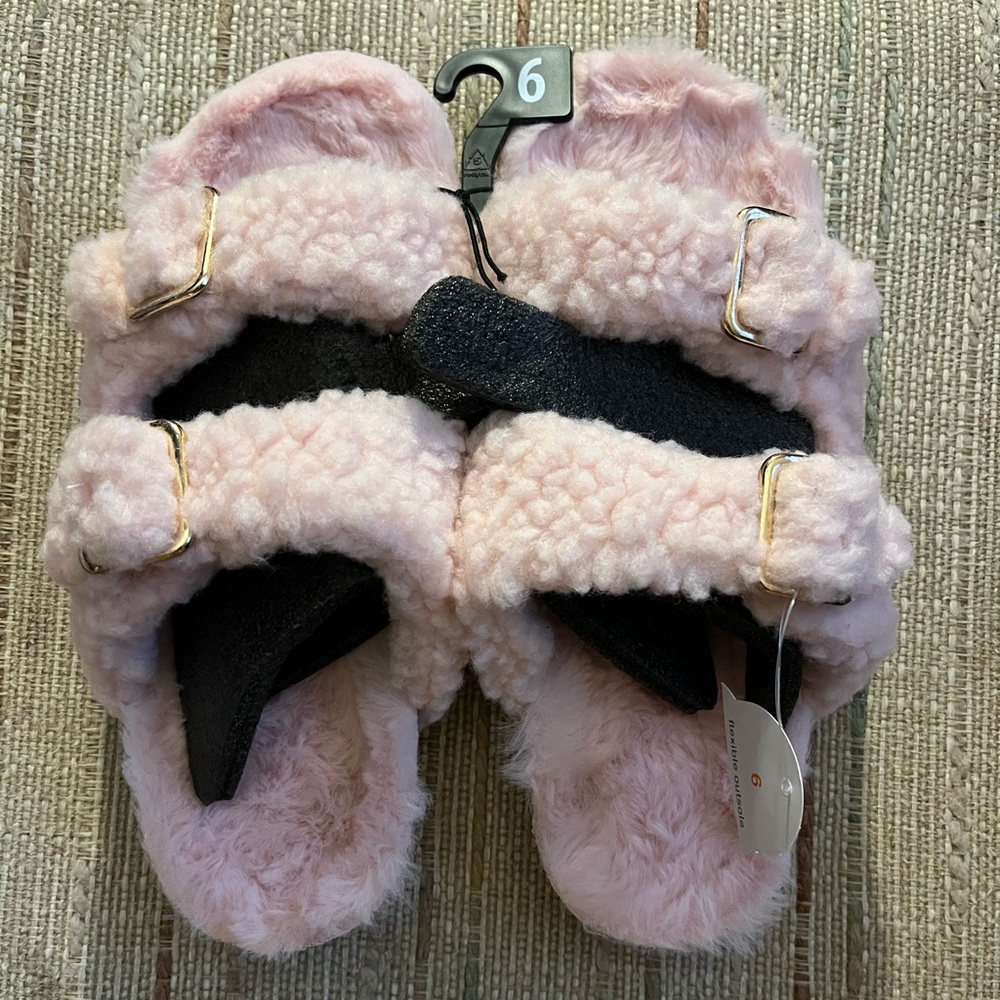 Cozy Pink Fuzzy Slippers Size 6
